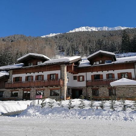 Le Reve Bed and Breakfast Courmayeur Buitenkant foto