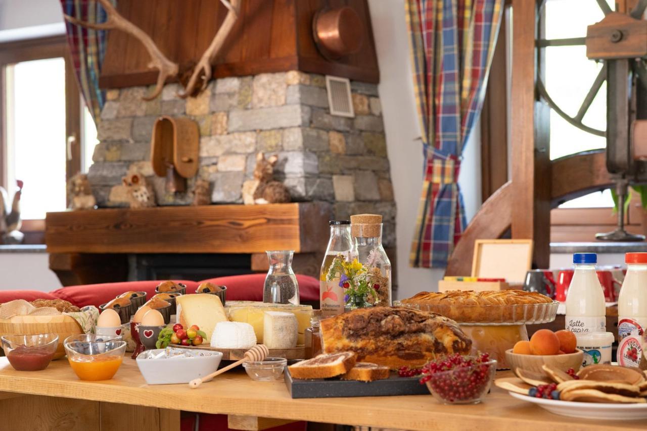 Le Reve Bed and Breakfast Courmayeur Buitenkant foto