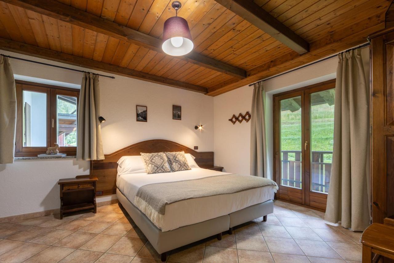 Le Reve Bed and Breakfast Courmayeur Buitenkant foto