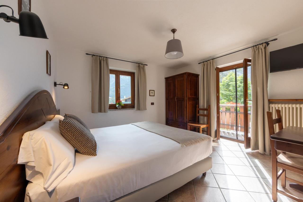 Le Reve Bed and Breakfast Courmayeur Buitenkant foto
